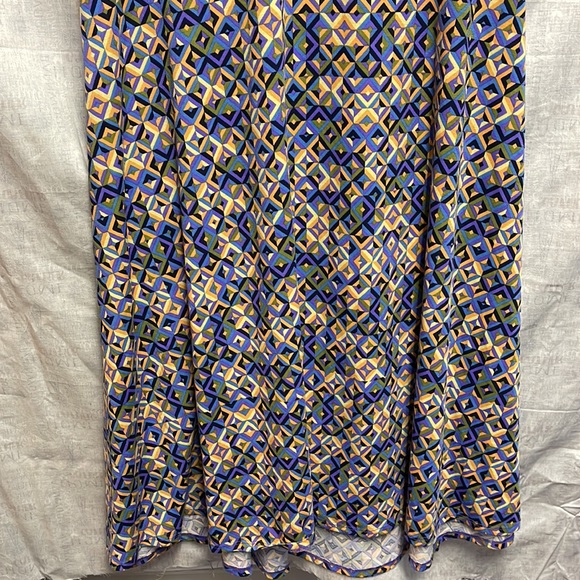 Lularoe medium long stretchy spandex poly skirt - Picture 5 of 8